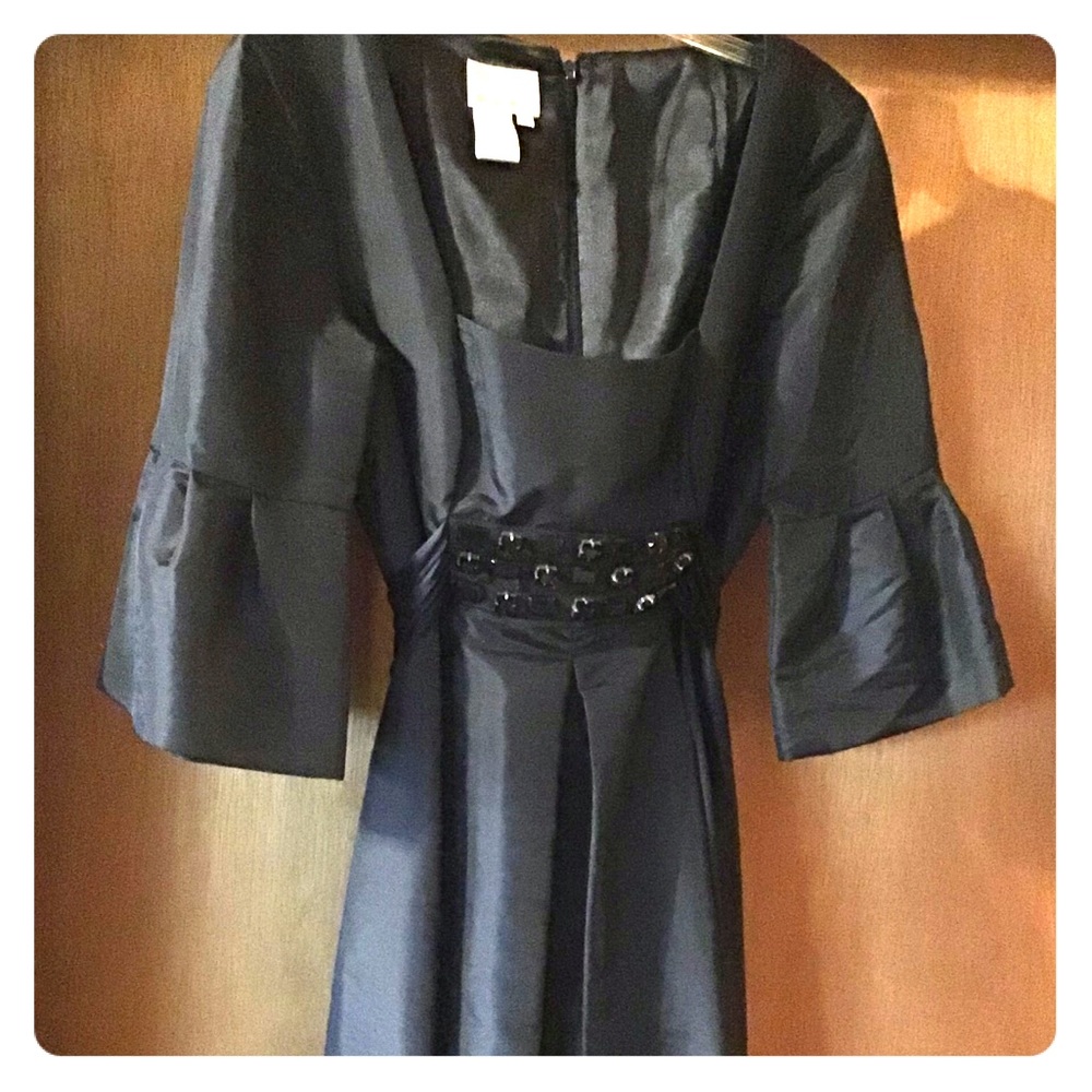 Beautiful Donna Morgan Cocktail Dress